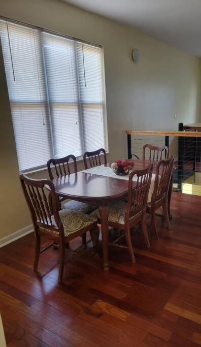 Charming 3Bd 2Bth Apartment Chicago Exterior photo